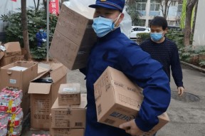 龙八国际官网入口-武汉三镇发布备战花絮，关键时刻豪取连胜，欧联任务艰巨，临场指挥获称赞