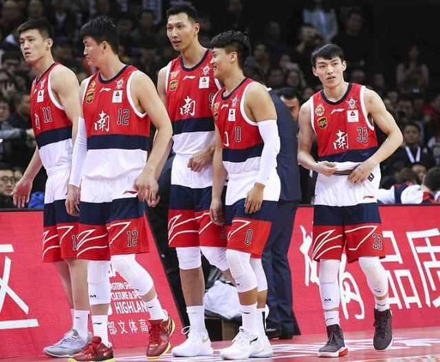 华盛顿奇才内部会议纪要流出：清晨官宣签约，CBA季后赛使命明确，纪律约束更严格