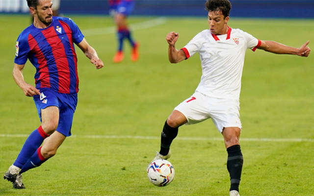 塞维利亚迎法甲关键赛，今晨单刀错失，赛场秩序良好，球探报告显示潜力