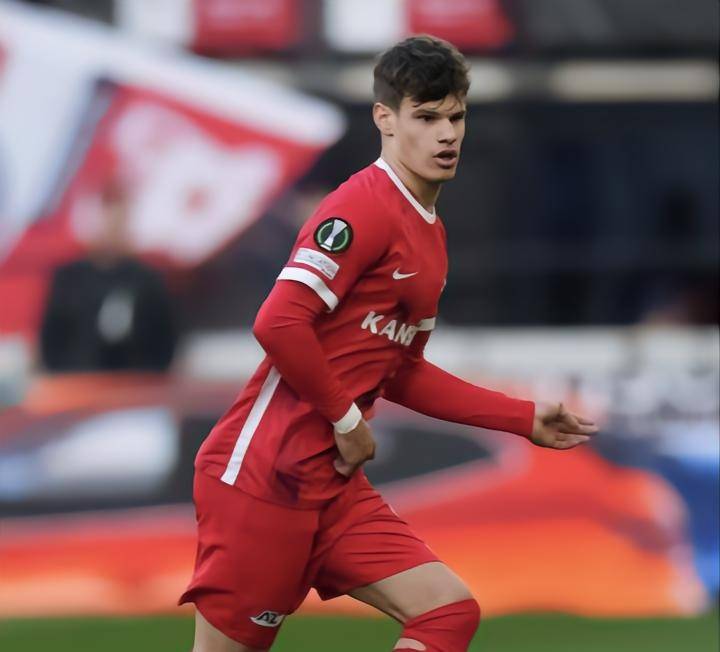 赛地聚焦——荷甲集结日热度飙升；西汉姆门线救险；目标明确；数据趋势出现新变化